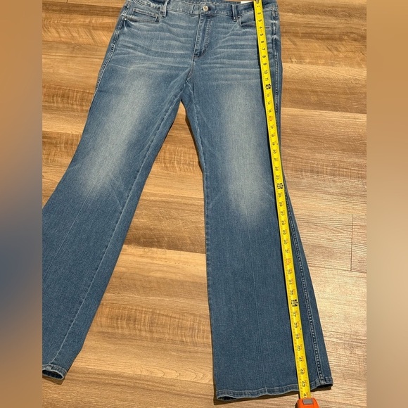 NWT White House Black Market Skinny Flare High Rise Everyday Soft Denim Jean 14L - Picture 15 of 15